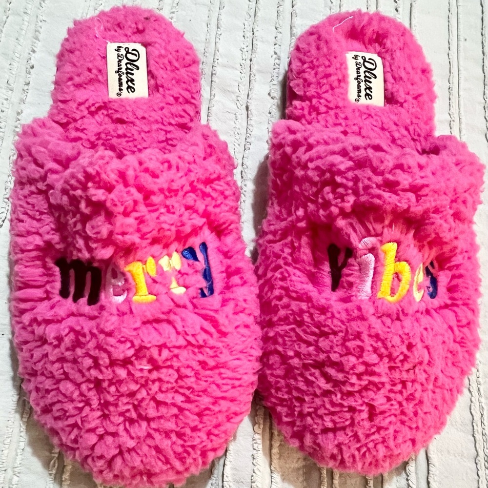 Merry Vibes Slippers